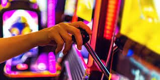 Bangladesh Slots Guide hero scene for 29 bd mobile entertainment readers